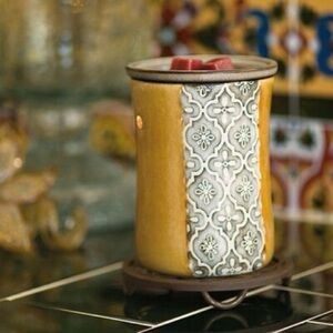 Scentsy Moroccan Stencil Warmer New in Box- $30